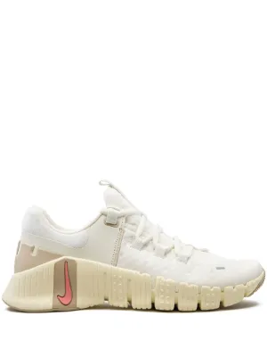 Nike Free Metcon 5 "Sail/Sanddrift" sneakers