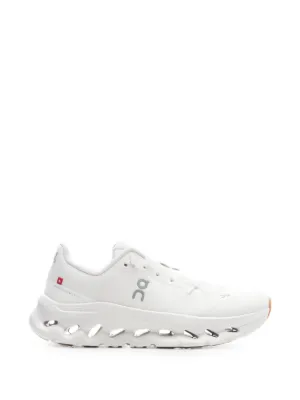 On  Cloudtilt sneakers