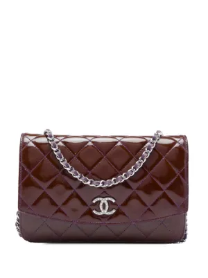 CHANEL Pre-Owned 2011 CC Quilted Patent Brilliant Wallet On Chain crossbody bag