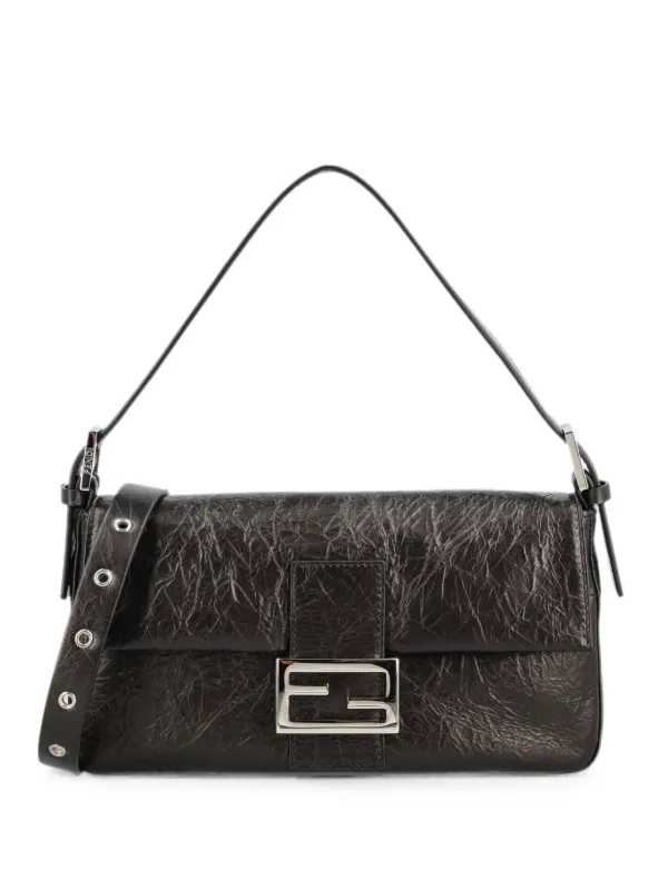 FENDI Baguette&reg; 26424 crackled black leather bag