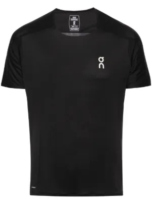 On  Performance-T panelled-design T-shirt