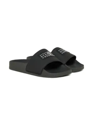 MM6 Maison Margiela Kids text-design slides